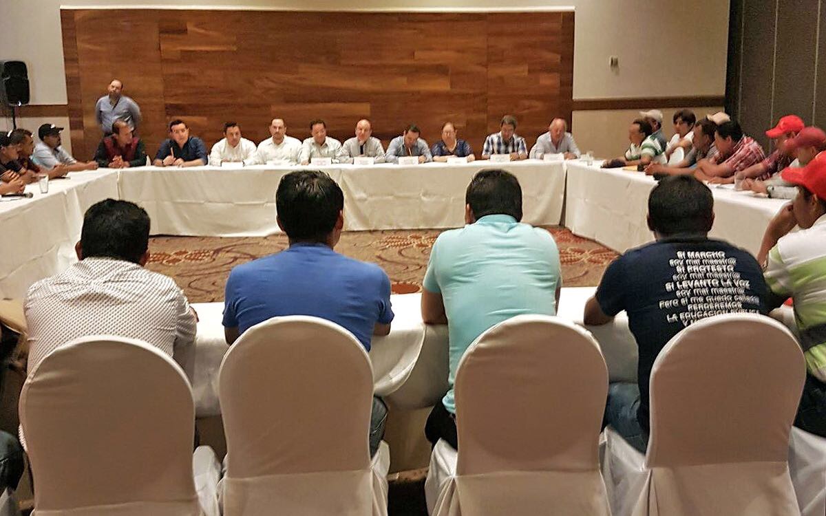 Gobierno y SNTE instalan mesa de diálogo en Chiapas