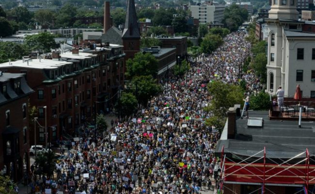Thousands protest against racism in Boston; 8 people were arrested