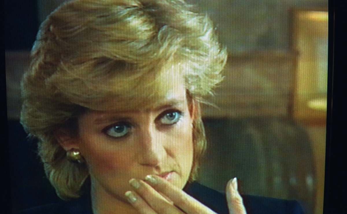 La BBC donará 1.5 millones de euros por la entrevista de la princesa Diana en 1995
