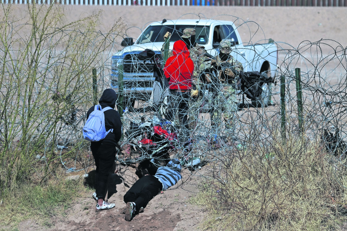 Ni la  amenaza de cierre en la frontera detiene a migrantes