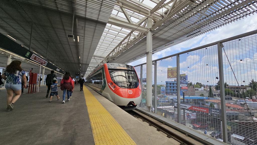 ¡Atención! Cierran carretera México-Toluca por obras del Tren Interurbano