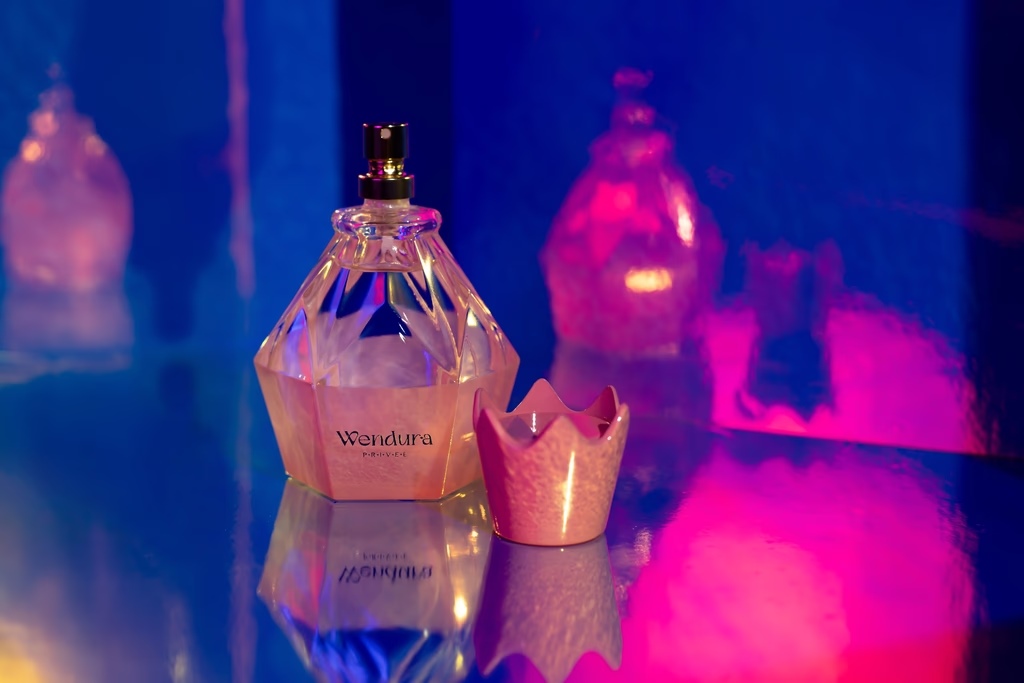 Cuánto cuesta el nuevo perfume de Wendy Guevara
