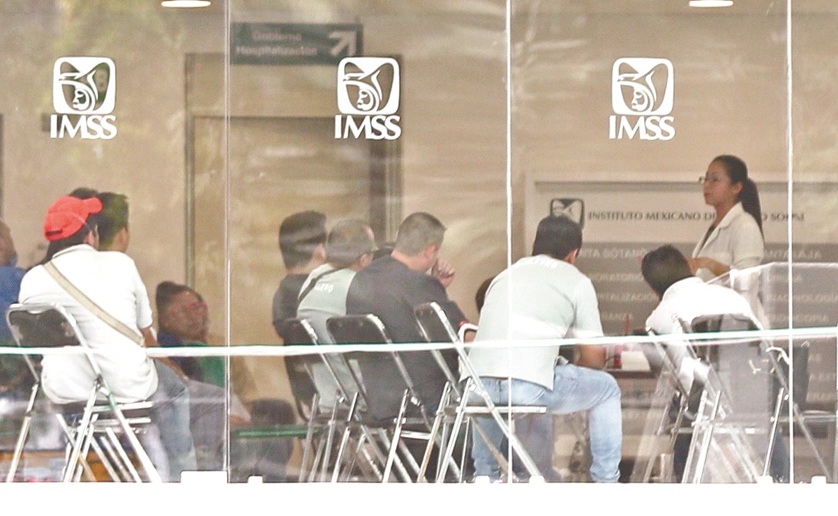 Por repunte de casos de Covid-19, IMSS recomienda no viajar en vacaciones de verano 