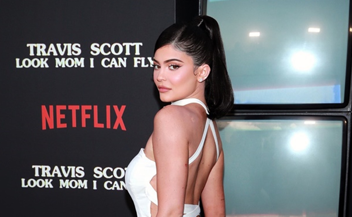 Entre la nieve, Kylie Jenner ‘enciende’ con ajustado catsuit