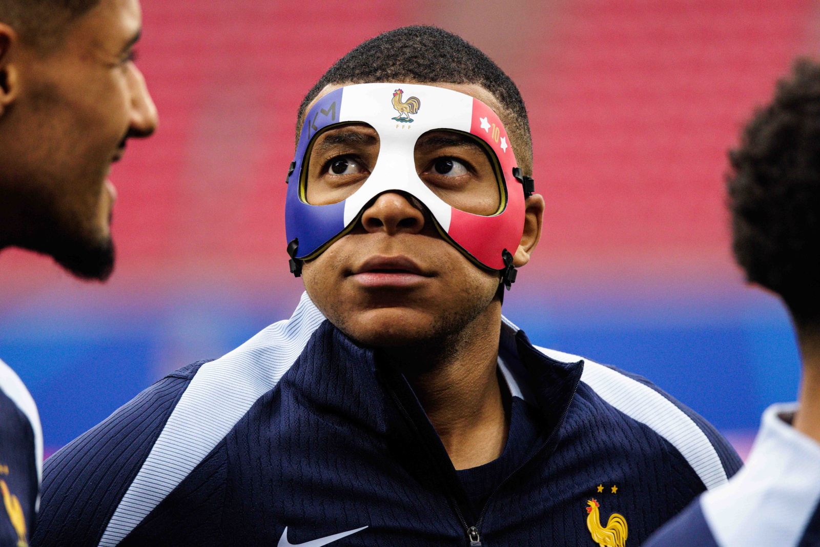 Primeras imágenes de Mbappé con máscara tras su fractura de nariz. ¿Jugará contra Países Bajos? 