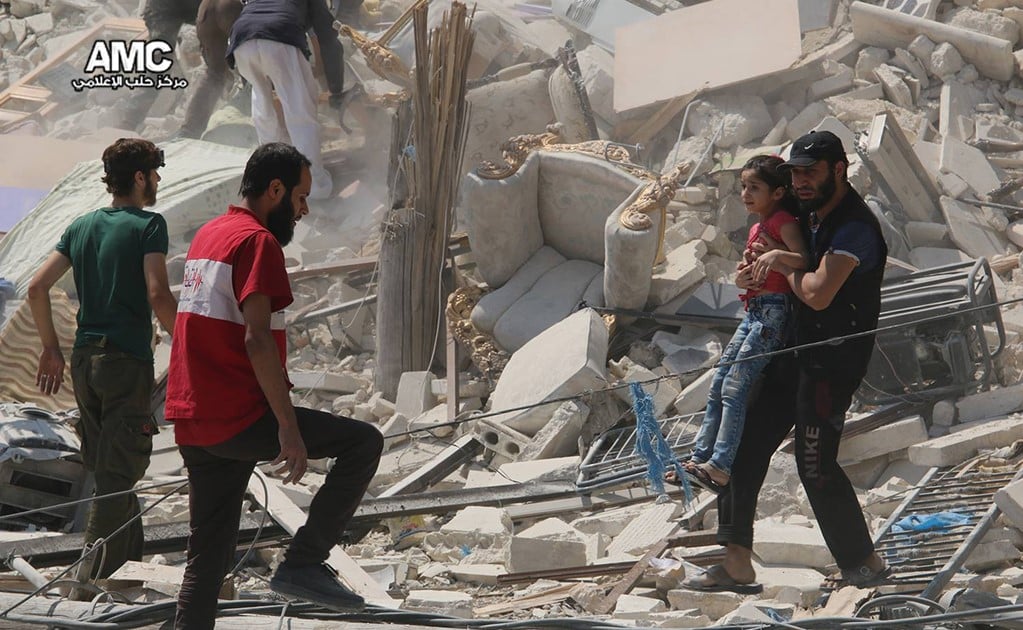 Suman 600 civiles muertos en agosto por ataques en Aleppo