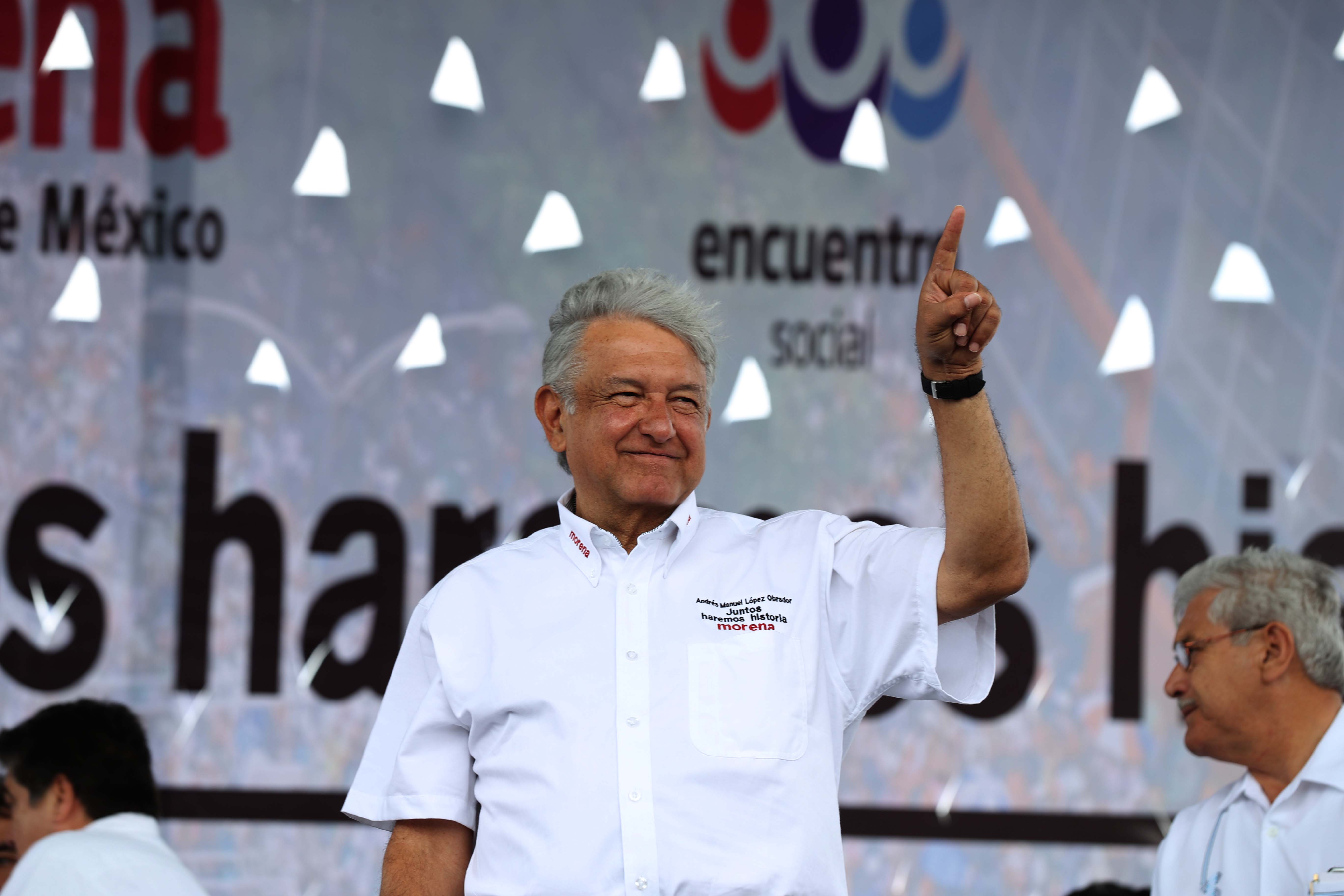 No me declararé vencedor el 1 de julio, esperaré resultados del INE: AMLO