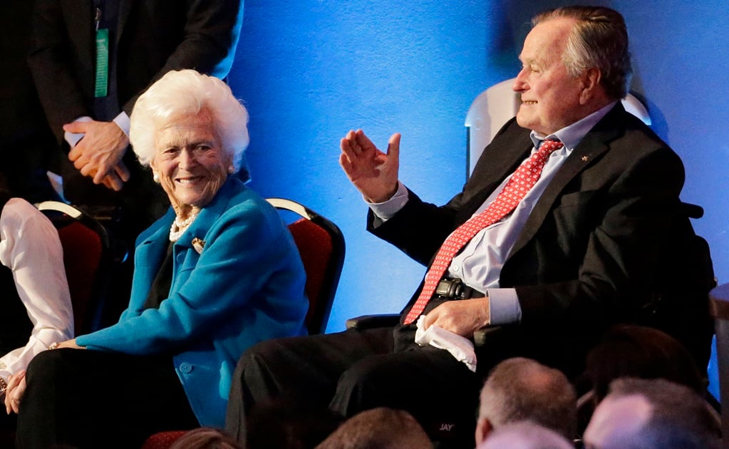 Dan de alta a esposa del ex presidente George H.W. Bush