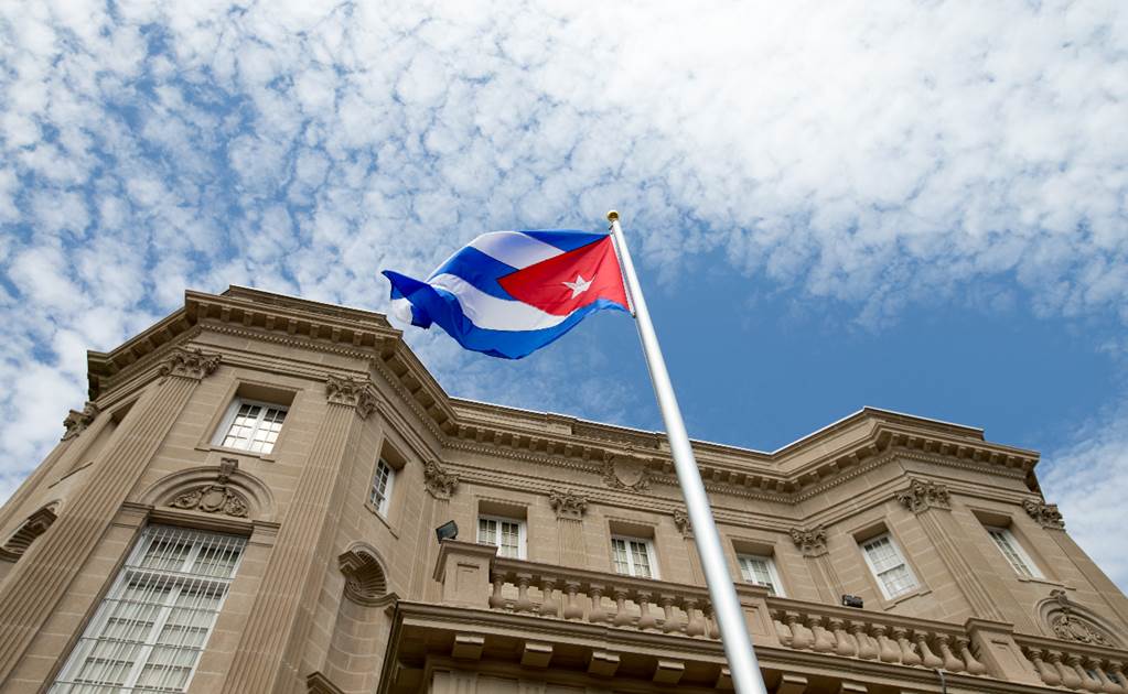 Cuba reabre embajada en EU tras 54 años