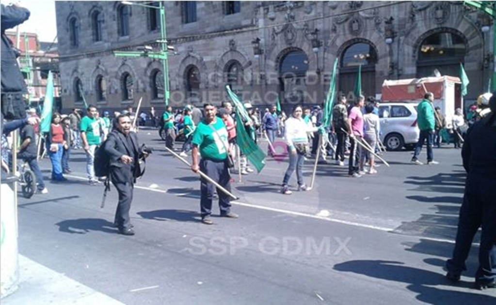 Bloqueos complican circulación en centro de CDMX