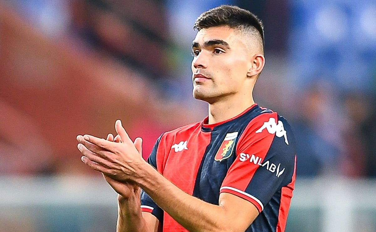 Johan Vásquez es renovado por el Genoa hasta 2027 