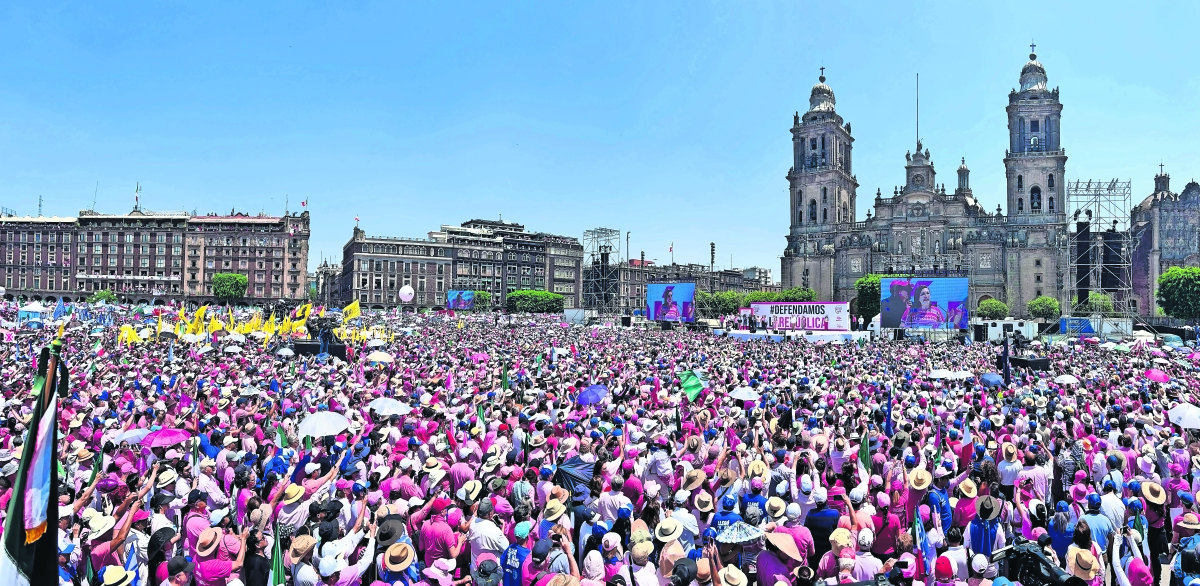 Frente Cívico busca convertirse en partido; invitan a Xóchitl Gálvez