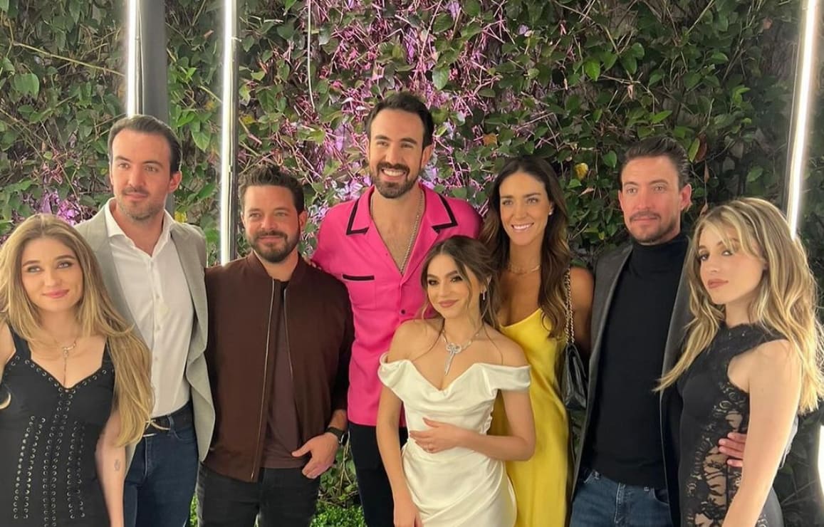 Sofía Castro y Pablo Bernot celebran su compromiso en fiesta familiar