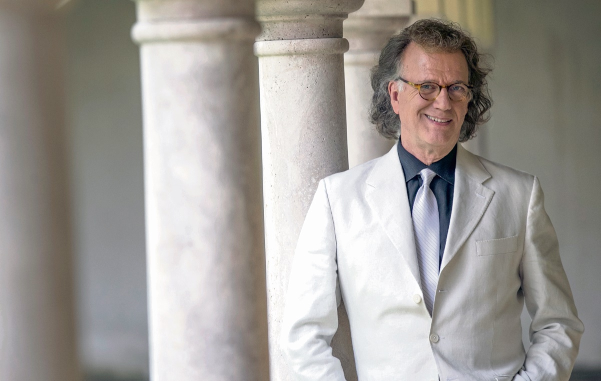 André Rieu: entre gritos y aplausos se rinden ante el violinista en el Auditorio Nacional