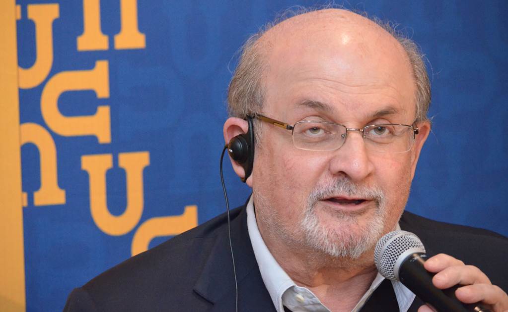 Vergonzoso el trato de Trump a migrantes, dice Salman Rushdie