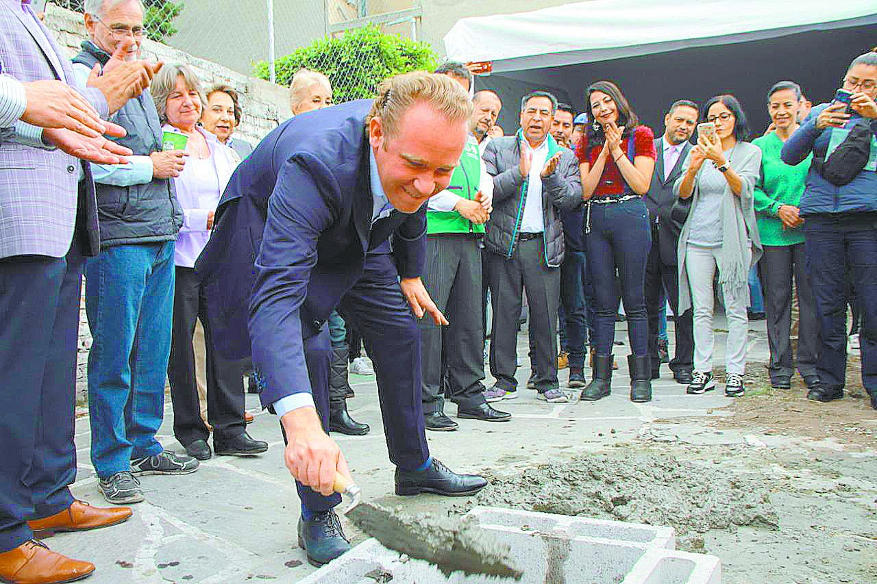 Arranca reconstrucción de inmueble en BJ