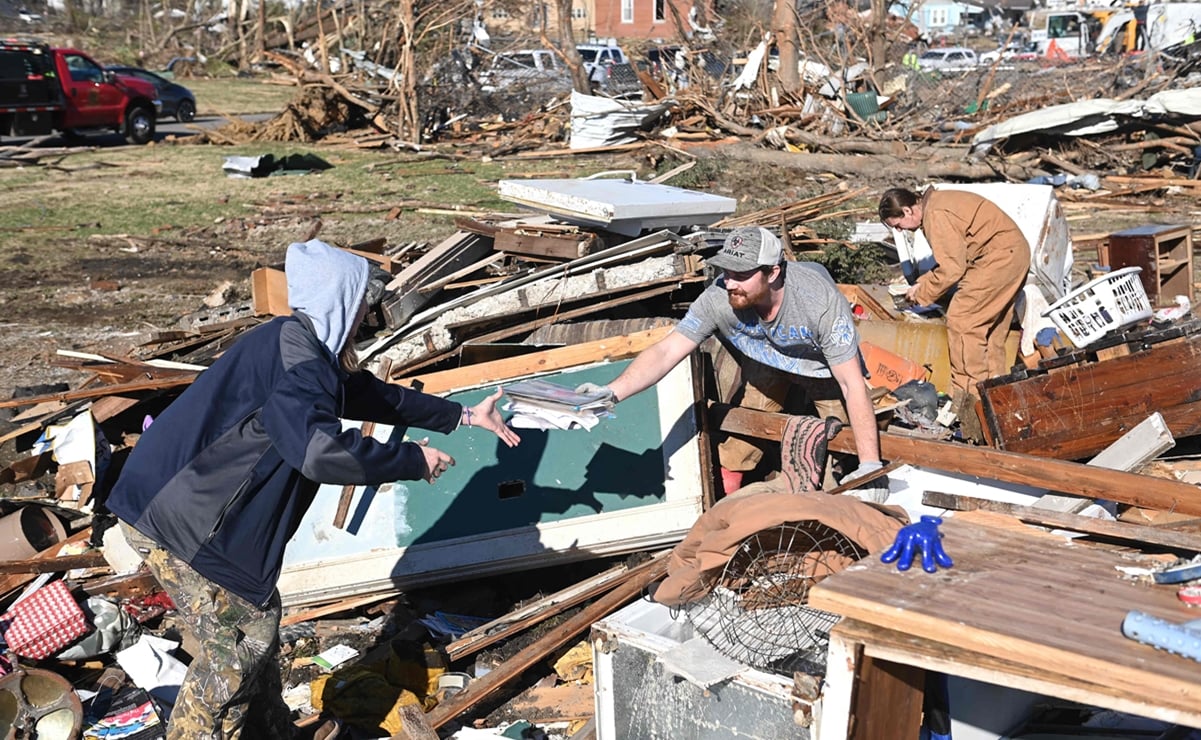 “Será un milagro si rescatamos a alguien más”: van 94 muertos tras tornados en Kentucky 