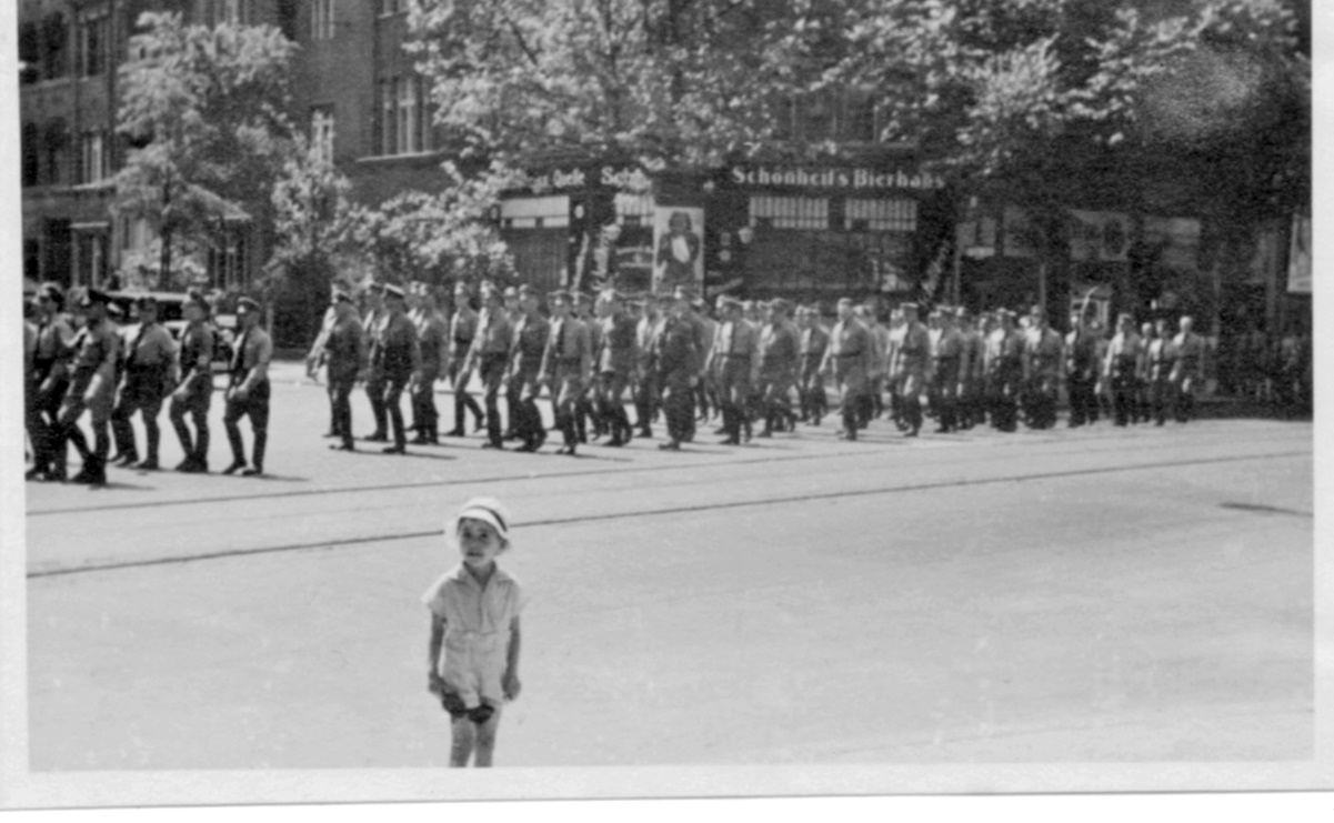 Don Salvador Elizondo Pani, entre la diplomacia y la fotografía (v)