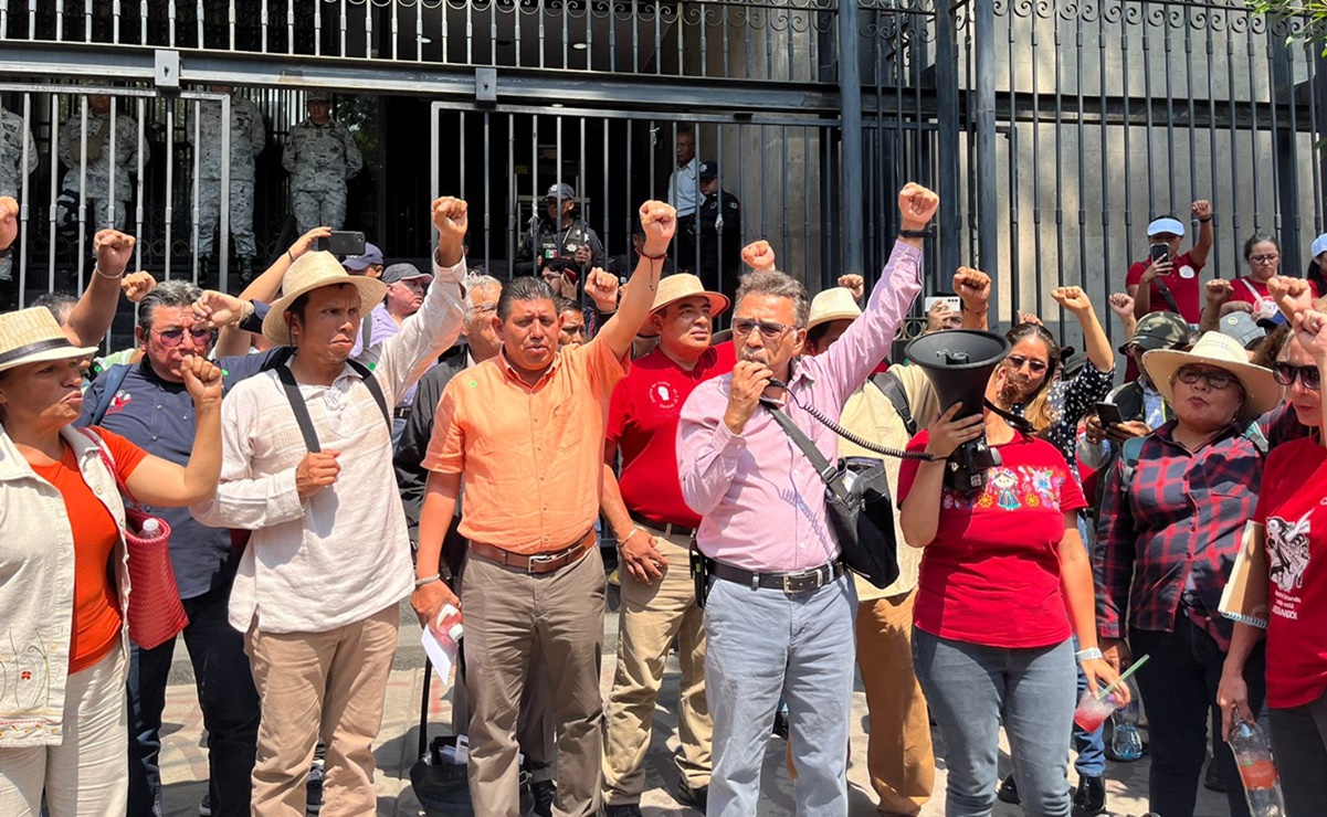 CNTE anuncia reubicación de plantón en el Zócalo por cierre de campaña de Claudia Sheinbaum 