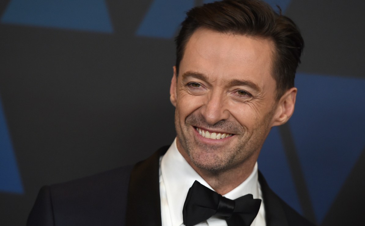 Hugh Jackman presenta a la mamá que lo abandonó; cuenta cómo logró perdonarla