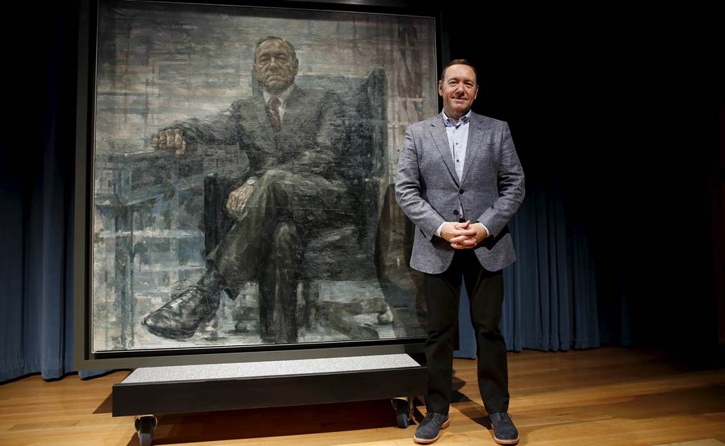 Retrato del "presidente" Frank Underwood en Galería Nacional de EU