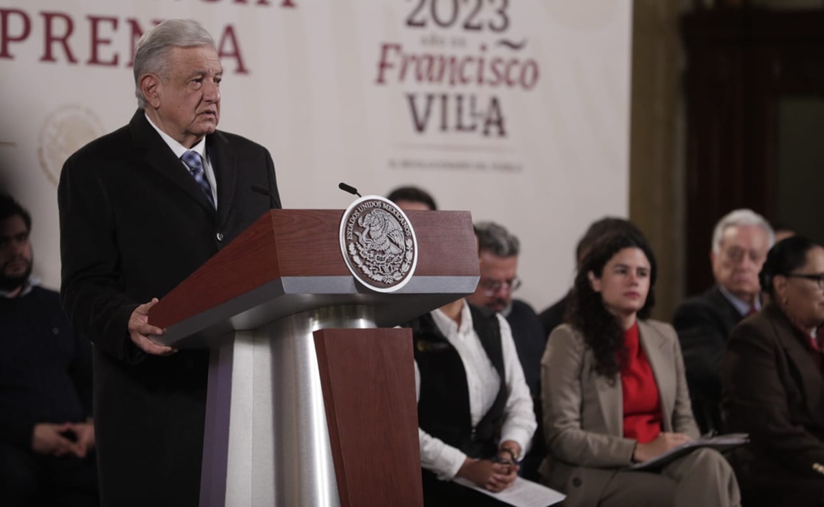 A diferencia de empresarios, AMLO dice que reconstrucción de Acapulco será en menos de dos años