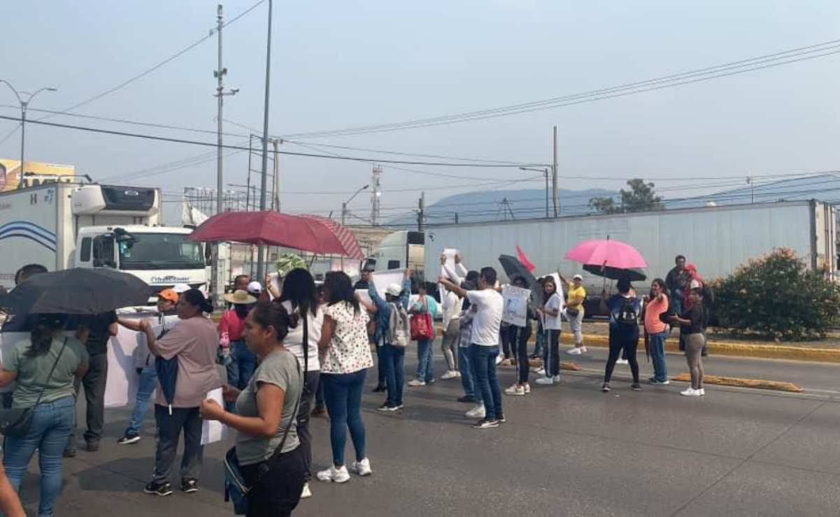 Bloquean Vía José López Portillo; exigen localizar a Alan Gabriel, menor de edad desaparecido en Los Héroes Coacalco 