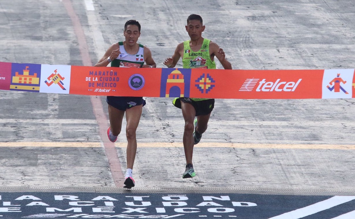 Mexicanos logran el 1-2 en la Maratón de la Ciudad de México 2021