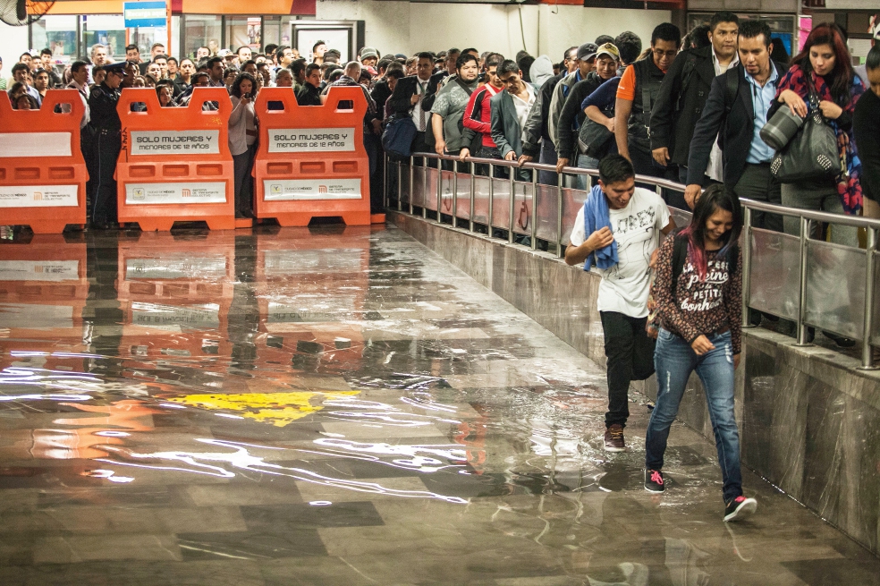 STC rehabilitará techumbres de talleres y estaciones del Metro