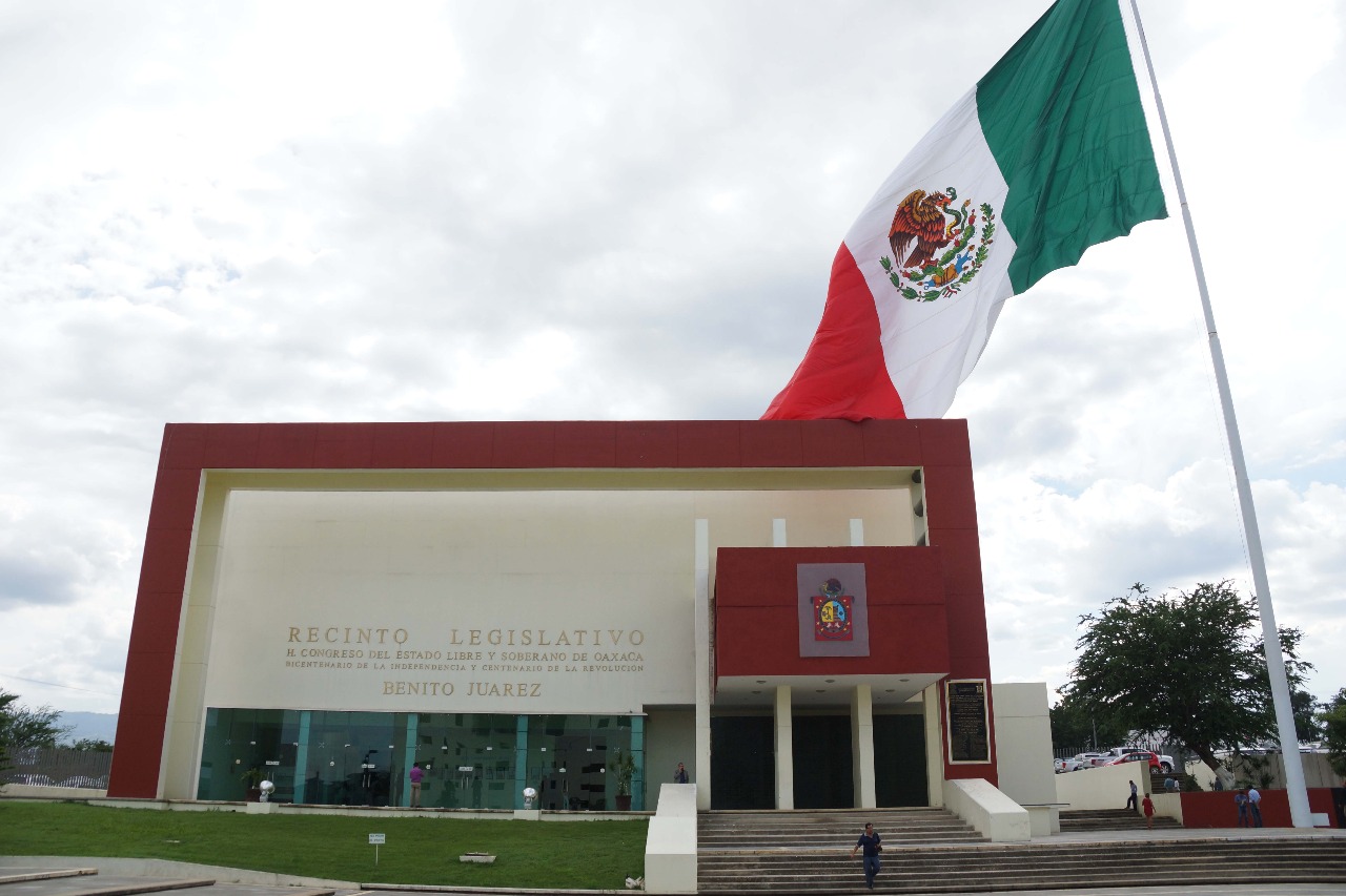 ​Juez Federal ordena al Congreso de Oaxaca crear Ley de Consulta Indígena