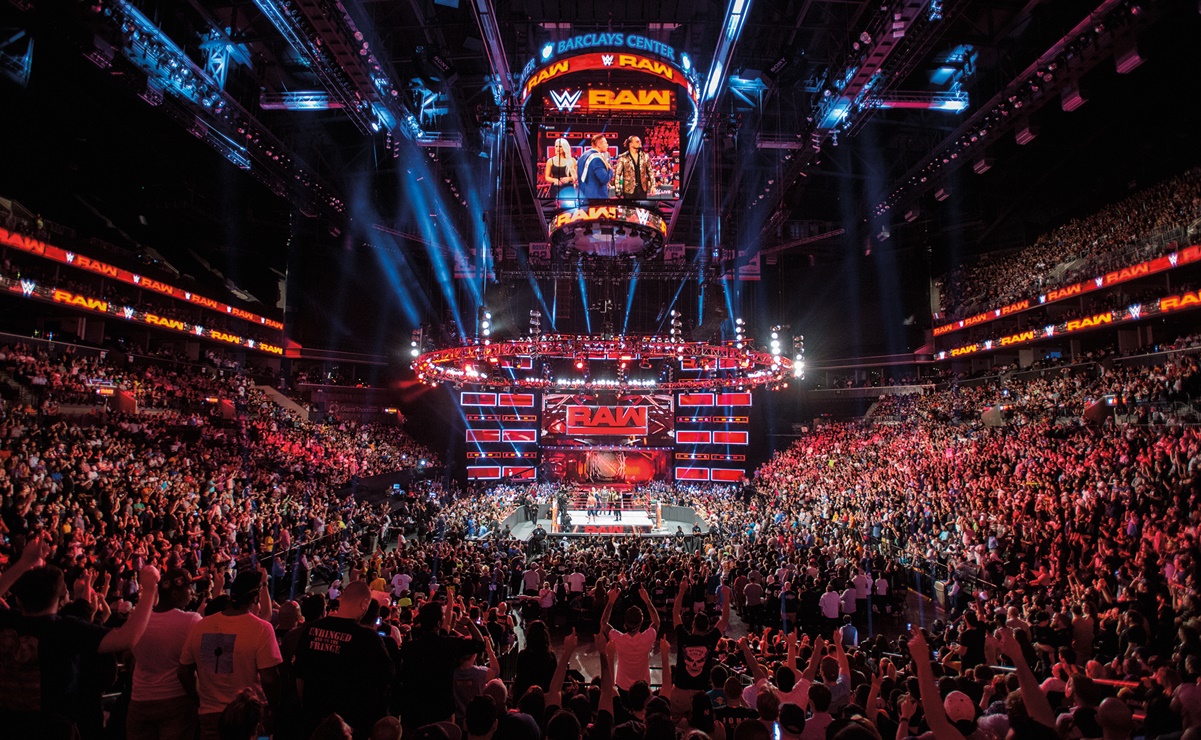 WWE comenzará a realizar eventos con público a partir de julio