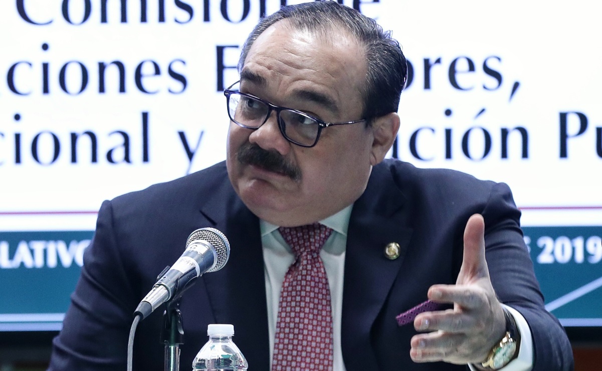 Renuncia al PRI, por no ser comparsa del PAN en Yucatán: Ramírez Marín; priistas arremeten contra él