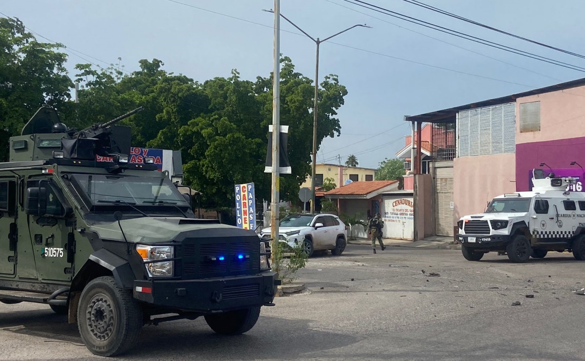 Policías y militares protagonizan persecución y enfrentamiento a balazos en Culiacán, Sinaloa