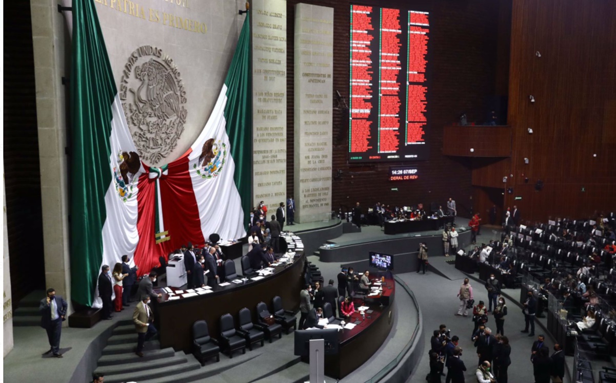 Senadoras y diputadas de Morena, PRI y PT crean frente contra reforma al Tribunal Electoral