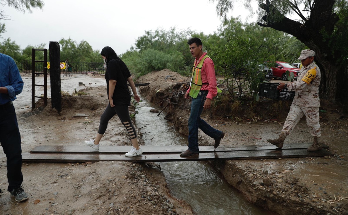 Lluvia complica rescate de 10 mineros en zona cero de Sabinas, Coahuila 