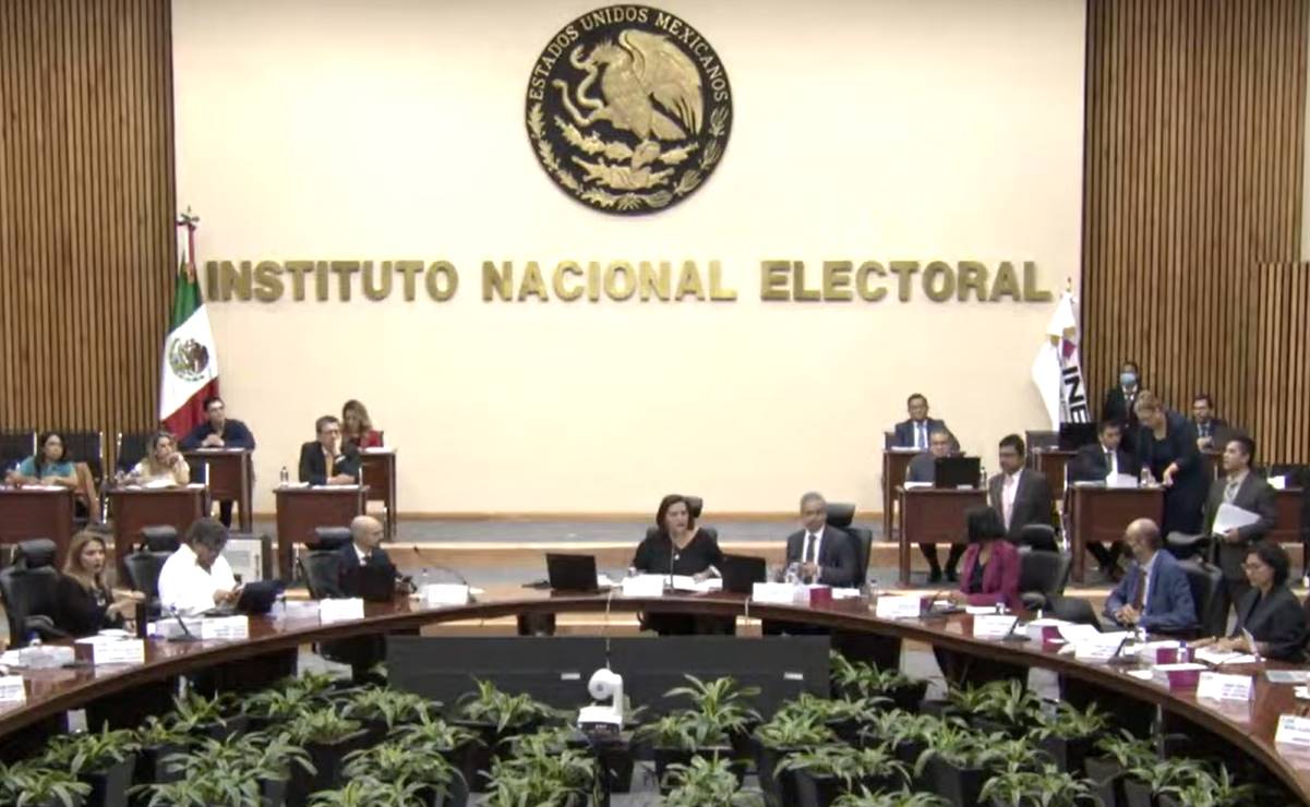 Académicos presentan análisis ante la SCJN para invalidar reforma electoral