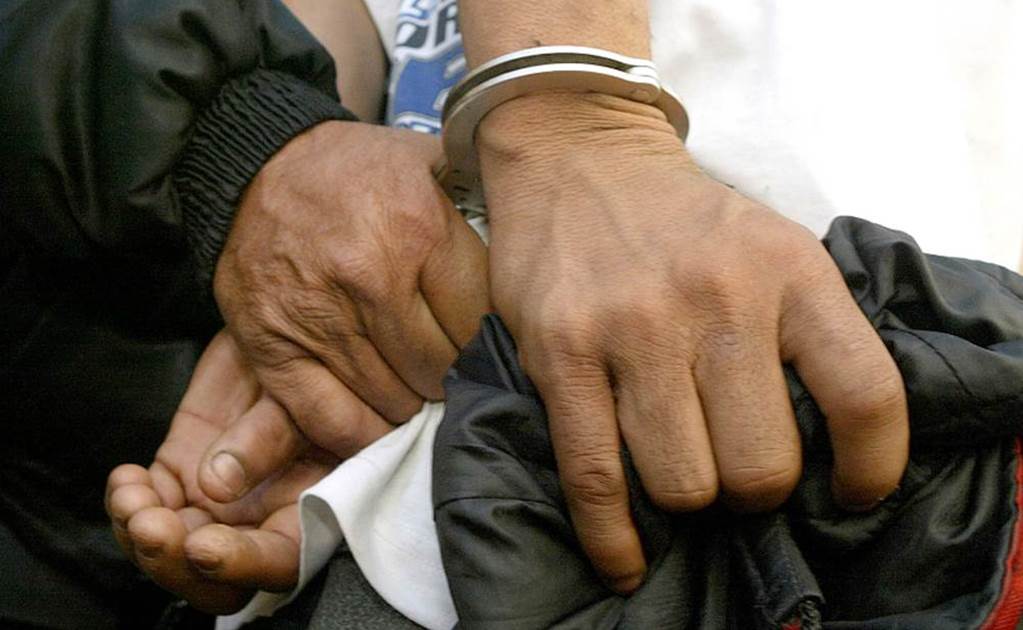 Familiares de detenidos por robo en “El Carnal” acusan a autoridades de "fabricar culpables"