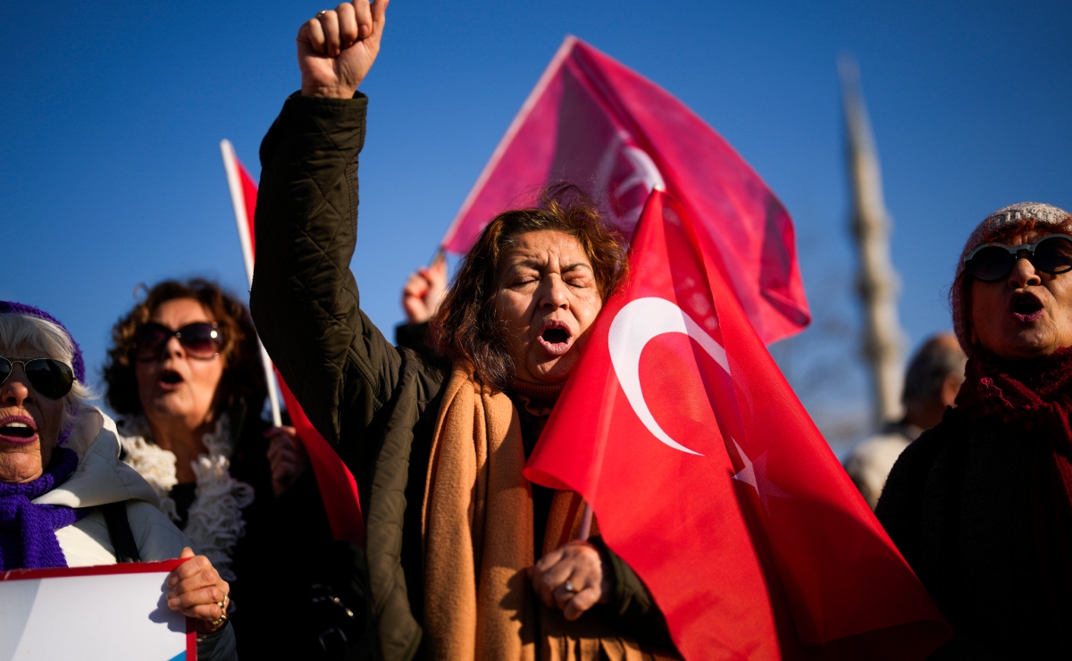 Turquía ratifica la entrada de Suecia en la OTAN tras meses de bloqueo