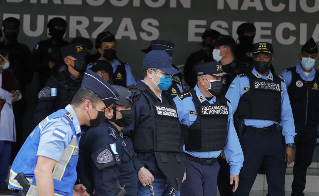 "Violentaron sus derechos", dice esposa de expresidente hondureño tras arresto provisional