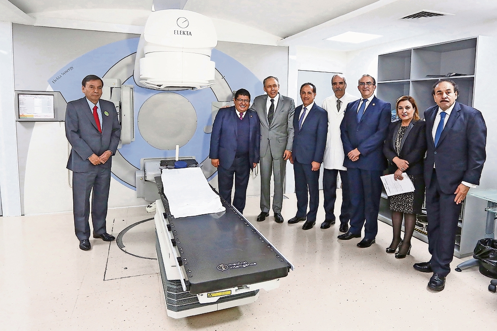 Moderniza el ISSSTE servicio de radioterapia