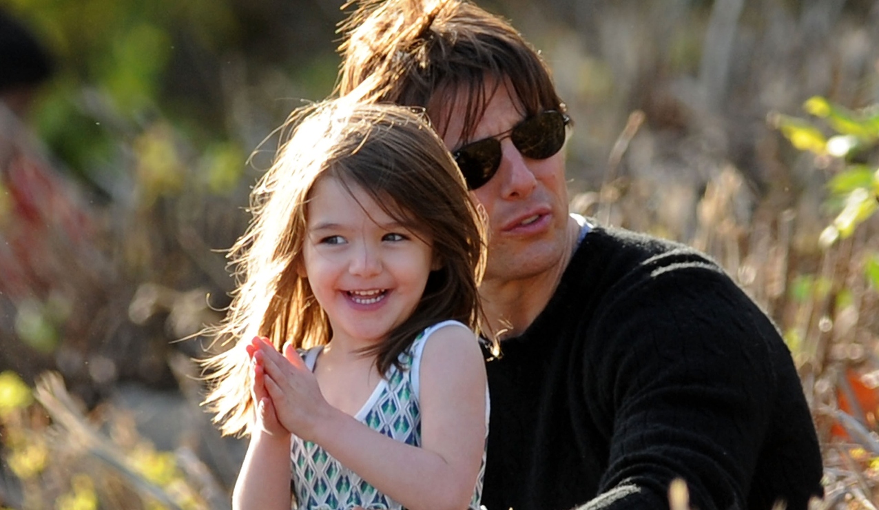 Suri, la hija de Tom Cruise y Katie Holmes cumple 18 años, completamente alejada de su papá: “No existe para ella”