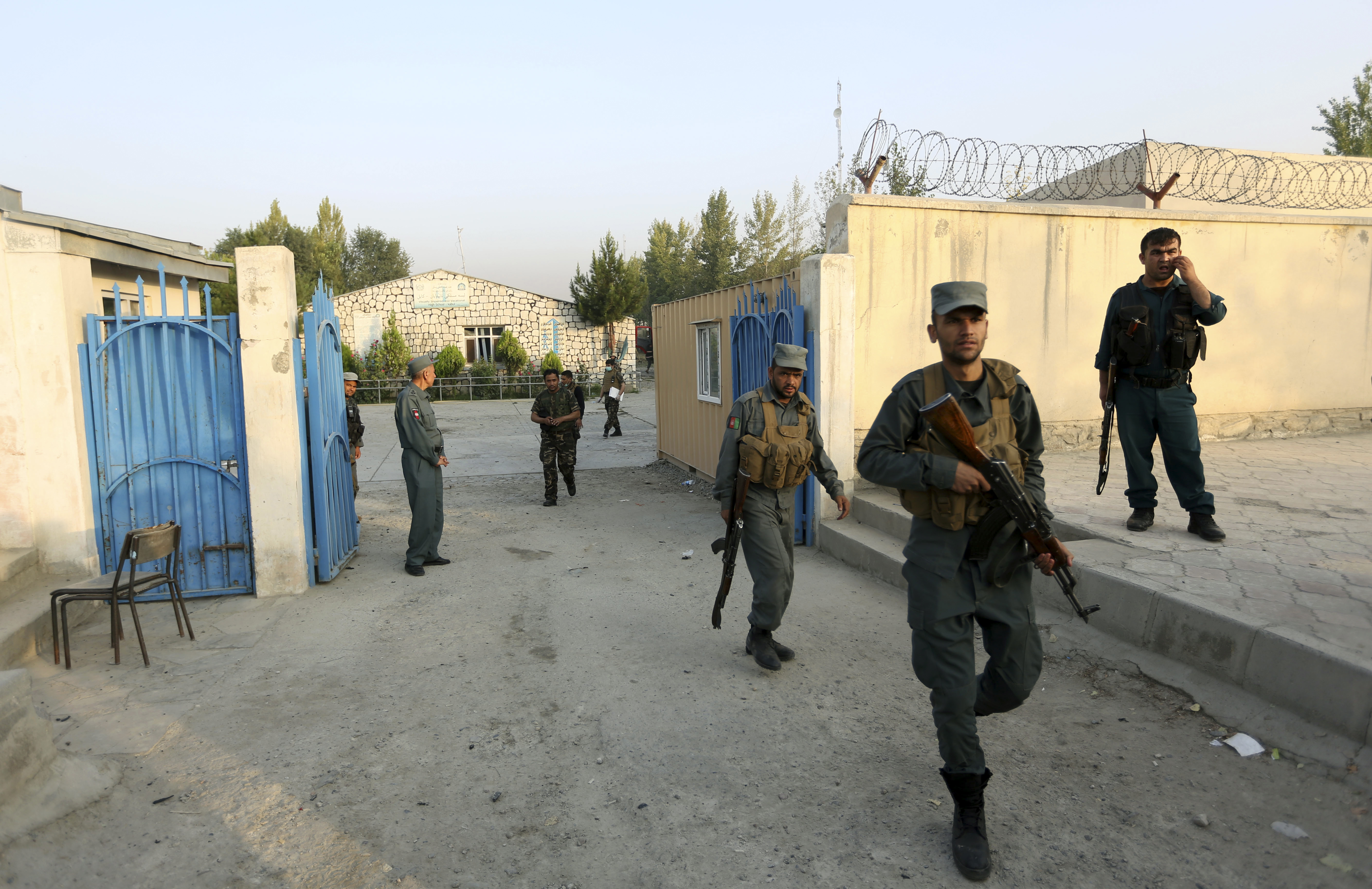 Finaliza ataque a universidad de Afganistán con 16 muertos