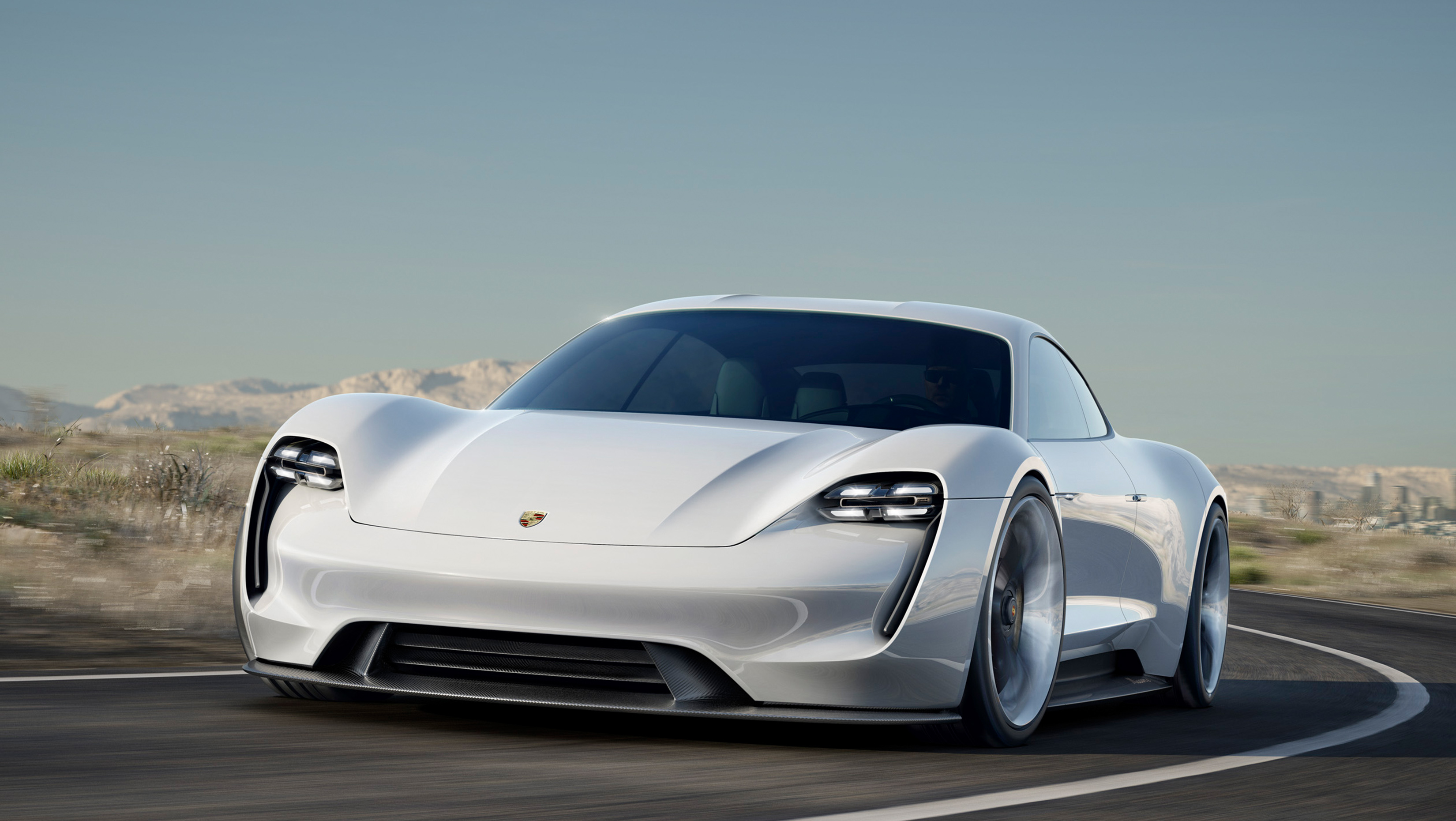 Porsche eléctrico tendrá 500 km de autonomía