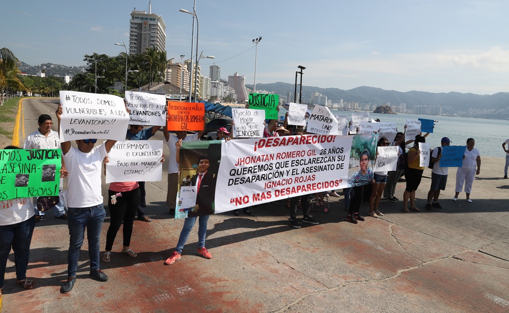 Acusan a policías municipales de desaparición de 3 jóvenes en Acapulco