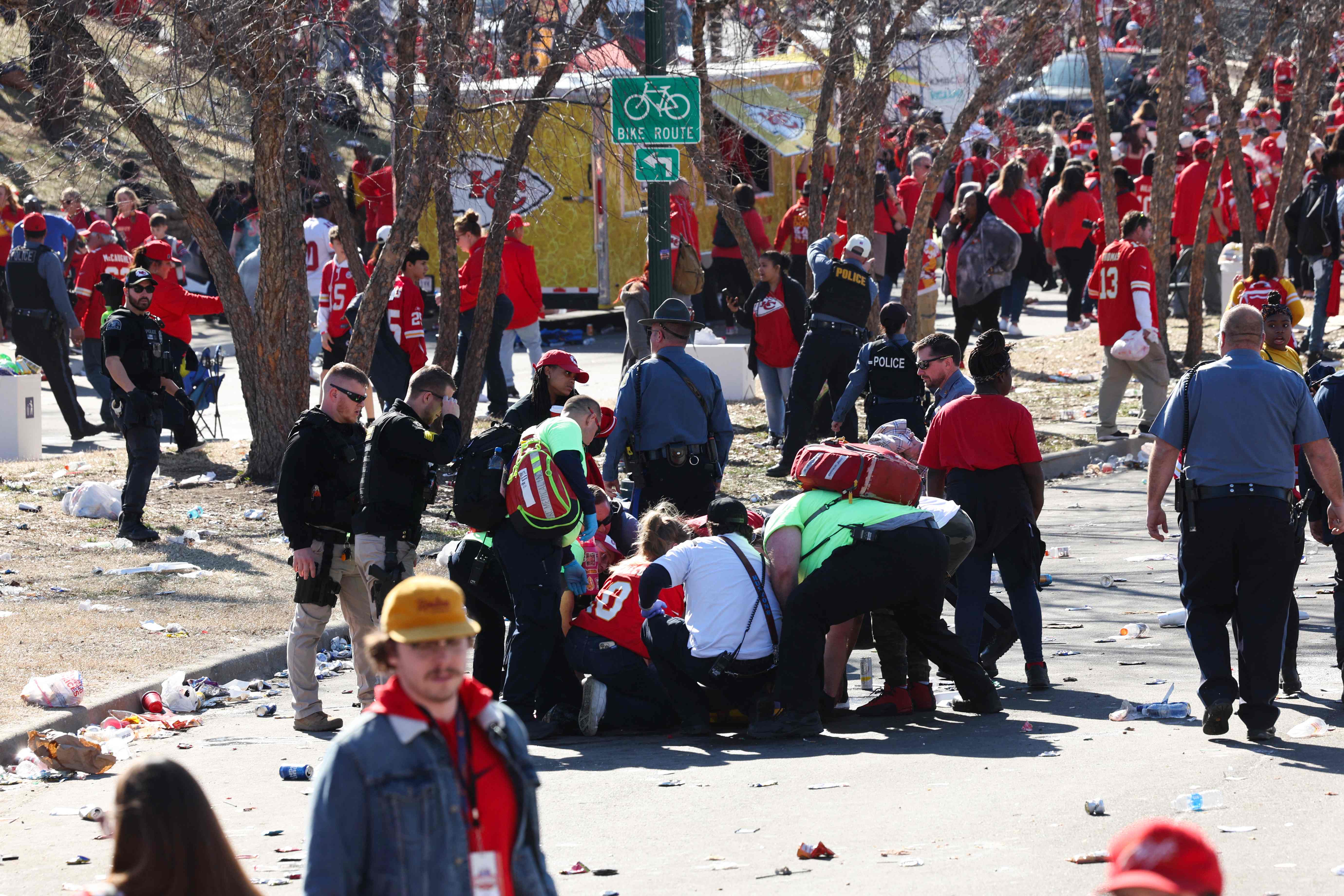 Tiroteo en desfile de Kansas City: Suman 9 heridos y un muerto en festejo del Super Bowl