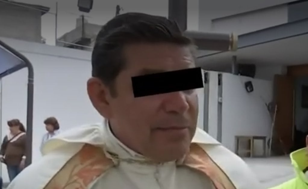 Realizan peregrinación en apoyo a sacerdote detenido por homicidio de Leonardo