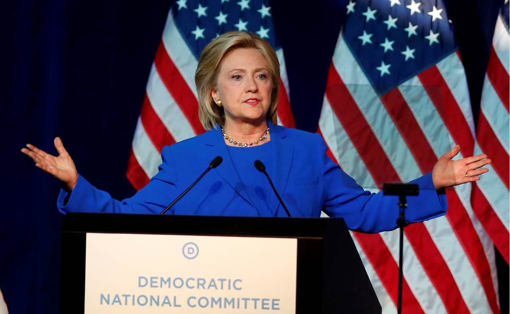 Hillary cae en las encuestas tras polémica por correos