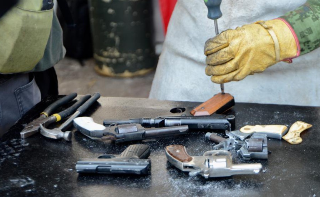Gobierno capitalino suma casi cuatro mil armas de fuego por desarme voluntario