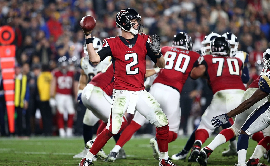 Falcons derrotan a los Rams