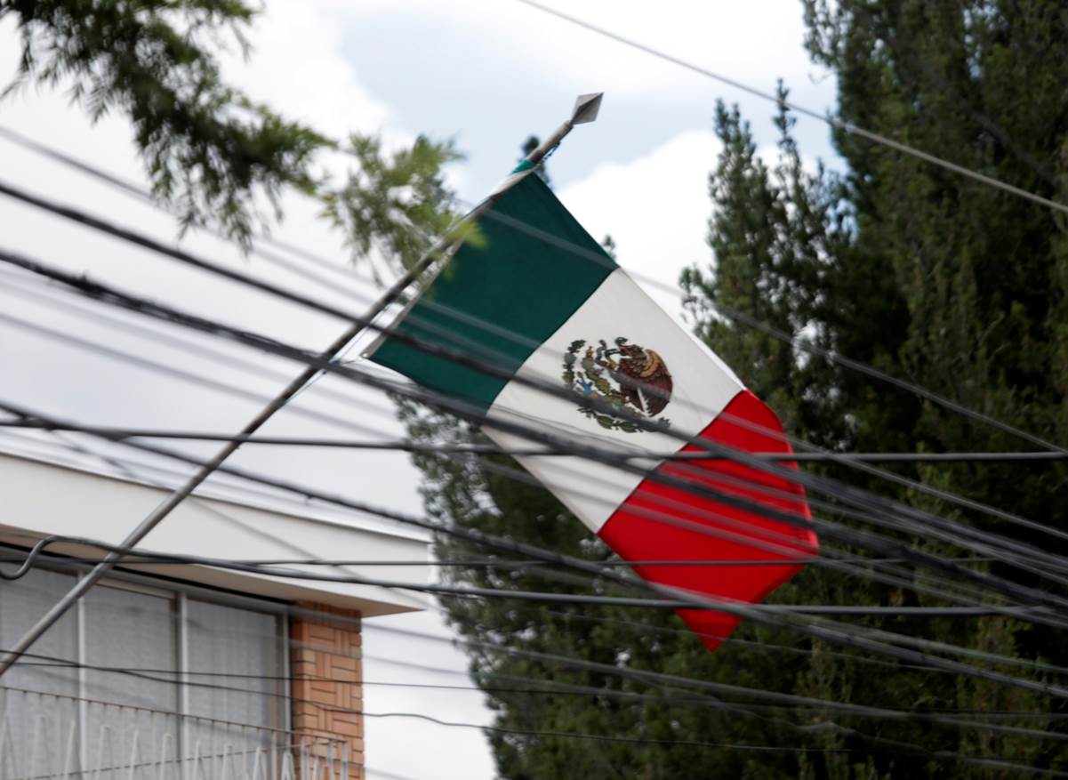 México pide diálogo directo con canciller de Bolivia